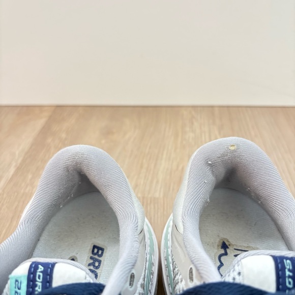 Brooks Guide Rails - Picture 6 of 6